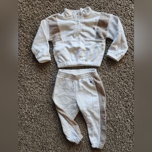 Champion brand kids sweatsuit, sweatshirt & pants included, size 18m
